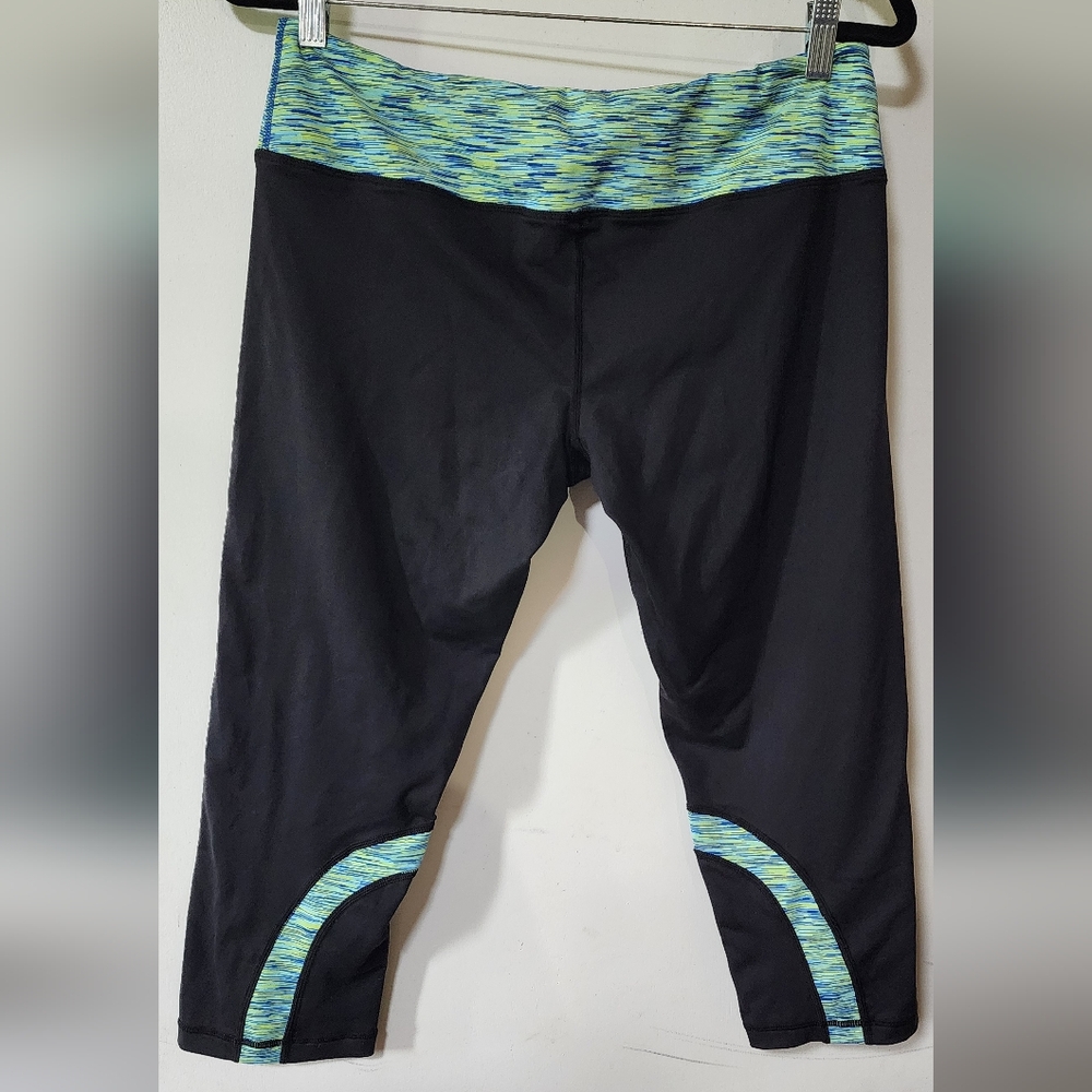 Nylon/Spandex Capri Leggings Size XL
